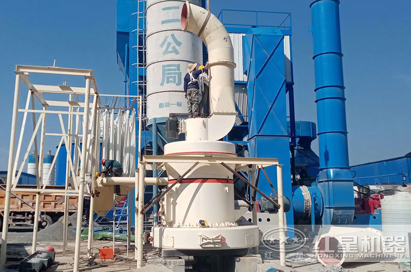 煤粉磨粉机工作现场图片 煤粉磨粉机工作现场图片