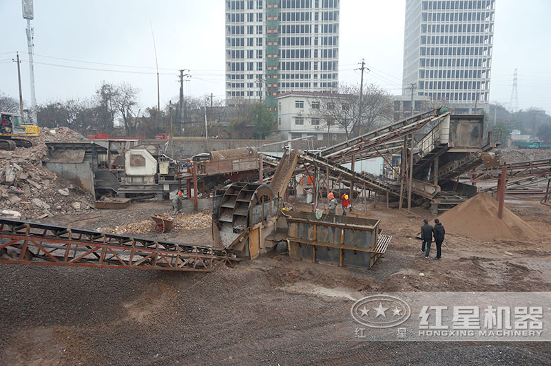 移动破碎机粉碎建筑垃圾成本低