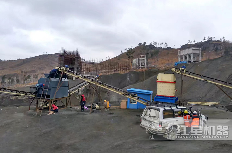 复合式制砂机用于煤矸石制砂现场